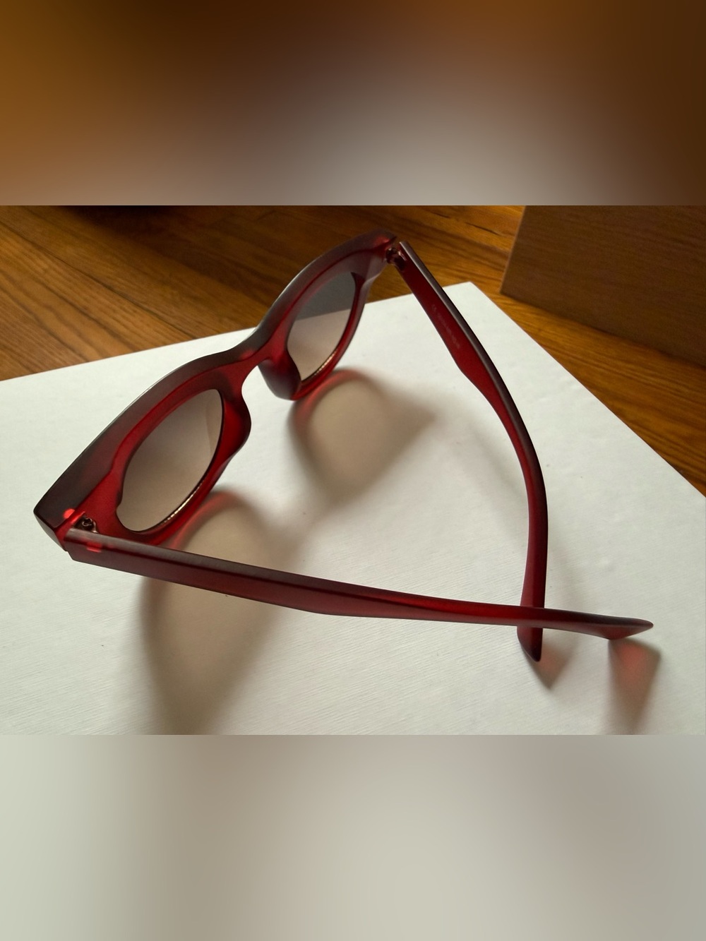Mango Red Round-Edge Women's Sunglasses - Picture 3 of 3